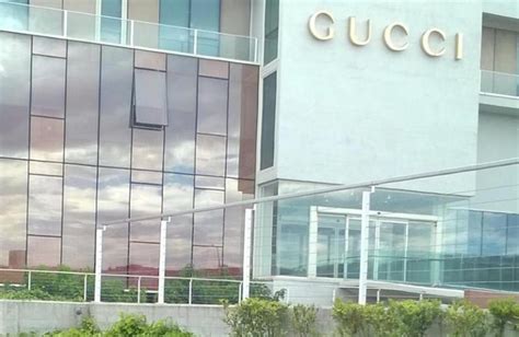 gucci outlet firenze scandicci 2017 spaccio aziendale|negozio gucci firenze.